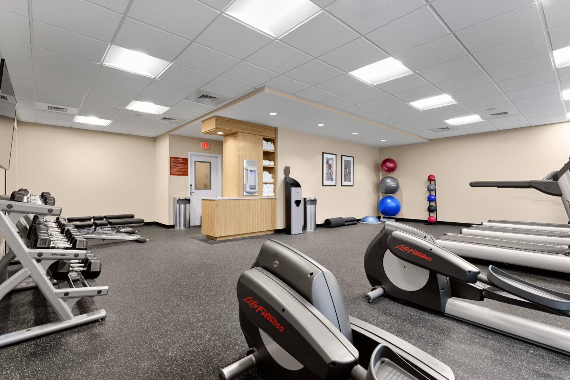 מאונט פלזנט Towneplace Suites By Marriott Charleston Mt. Pleasant מראה חיצוני תמונה
