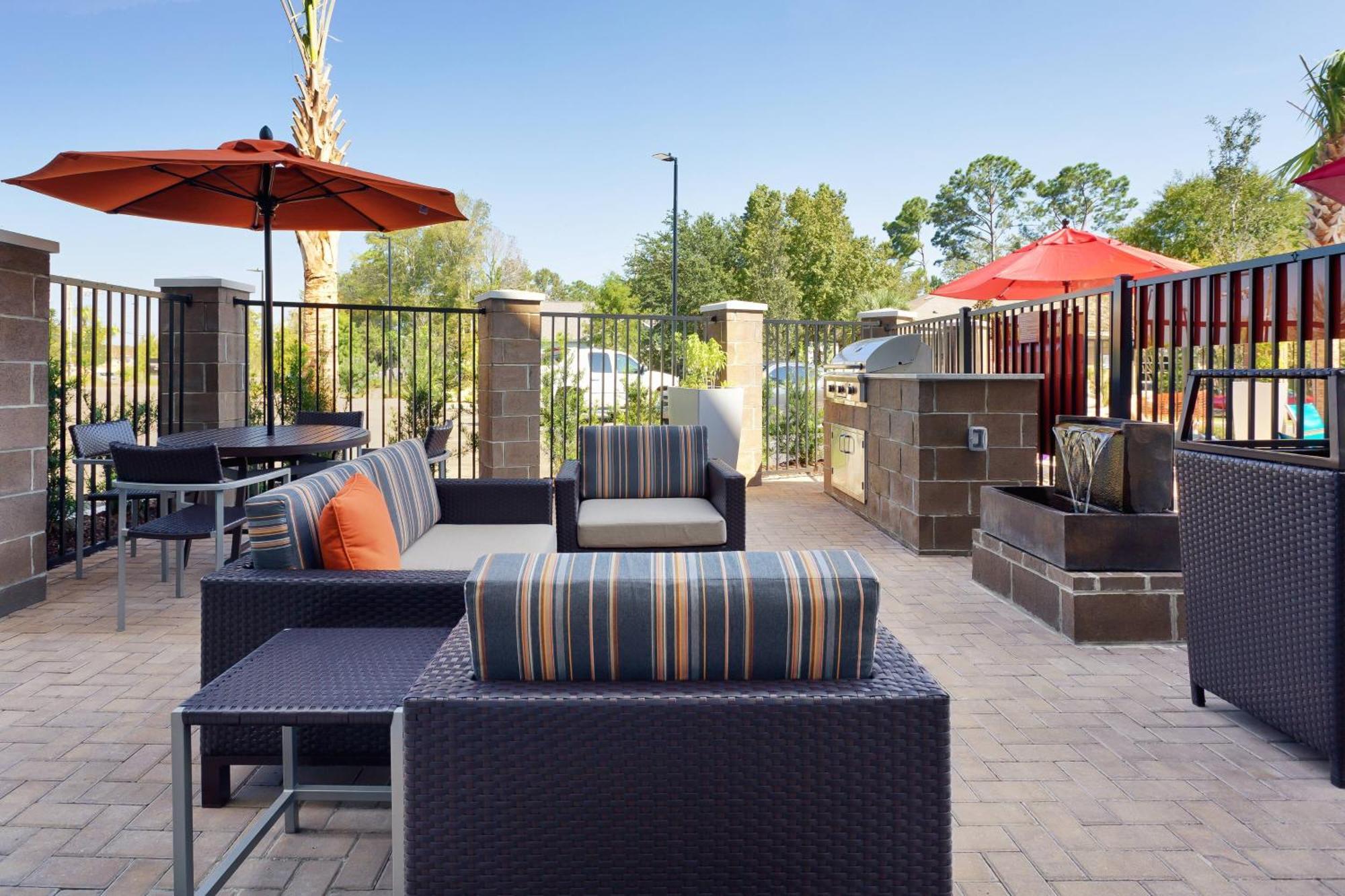 מאונט פלזנט Towneplace Suites By Marriott Charleston Mt. Pleasant מראה חיצוני תמונה